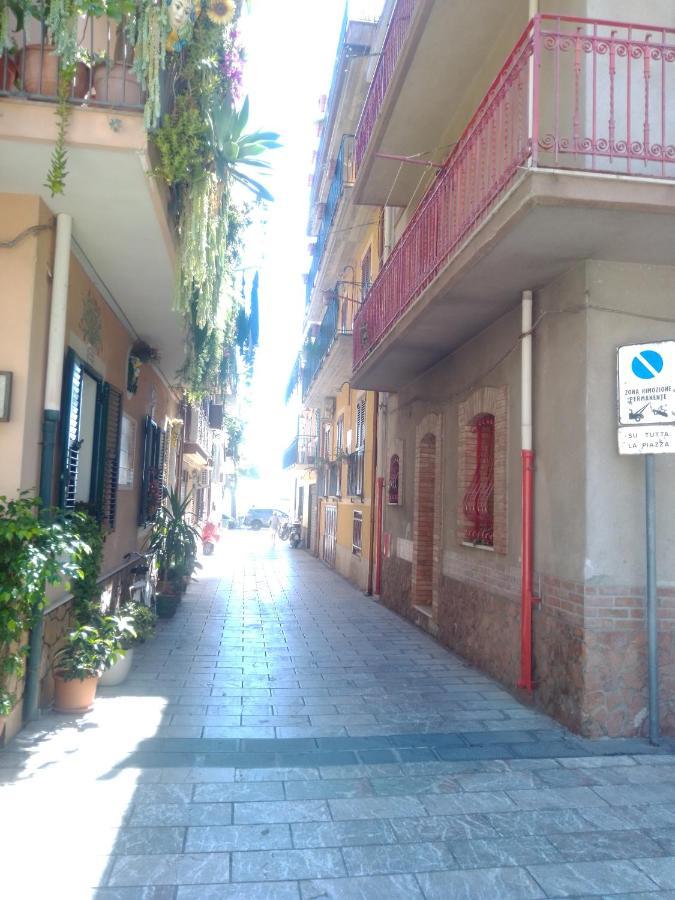 מצאו Vacanza Taormina Mare מראה חיצוני תמונה