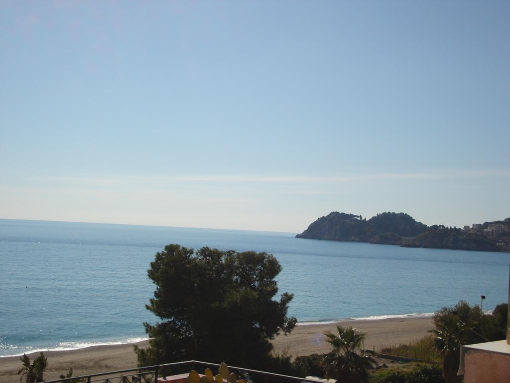 מצאו Vacanza Taormina Mare חדר תמונה